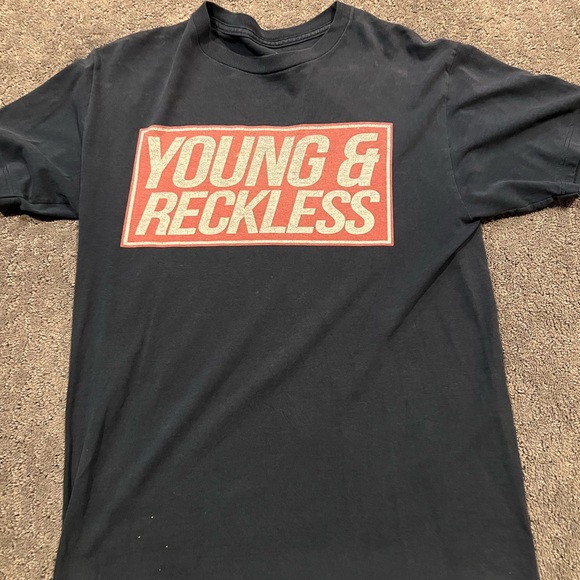 young and reckless T - Picture 1 of 2